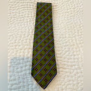Robert Talbott silk necktie.